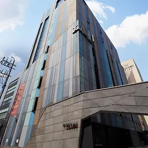 3* Hotel Tria Business&boutique